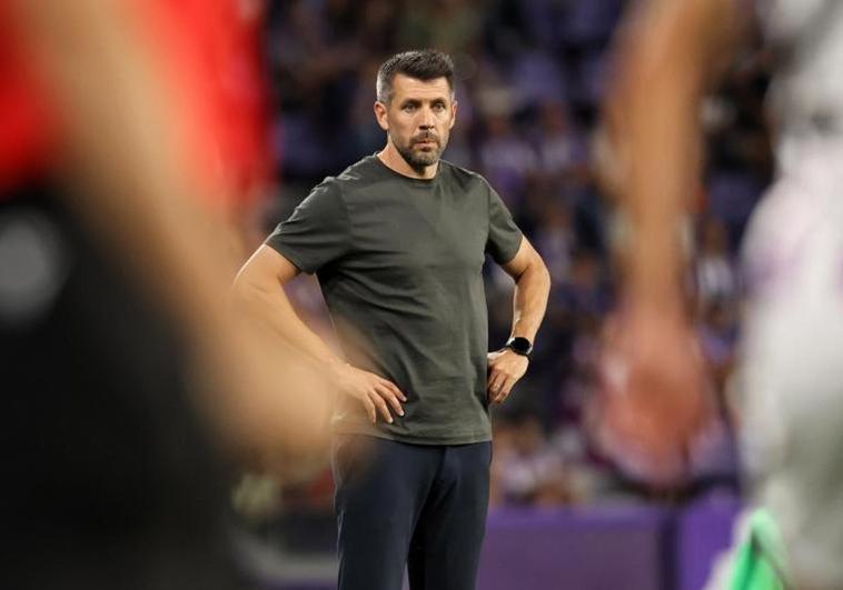 El Real Valladolid ratifica a Pezzolano